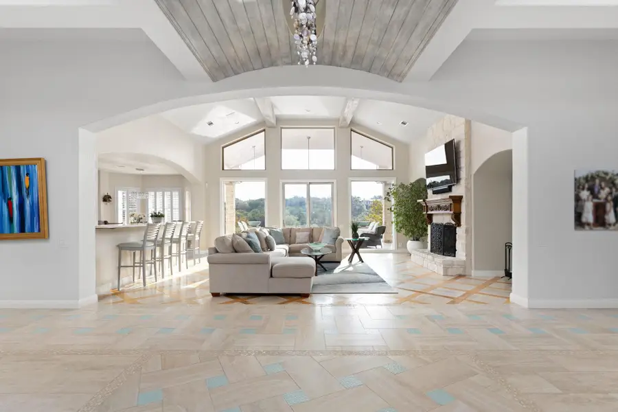 805 Brooks Hollow Rd, Lakeway, TX 78734 - Image #3