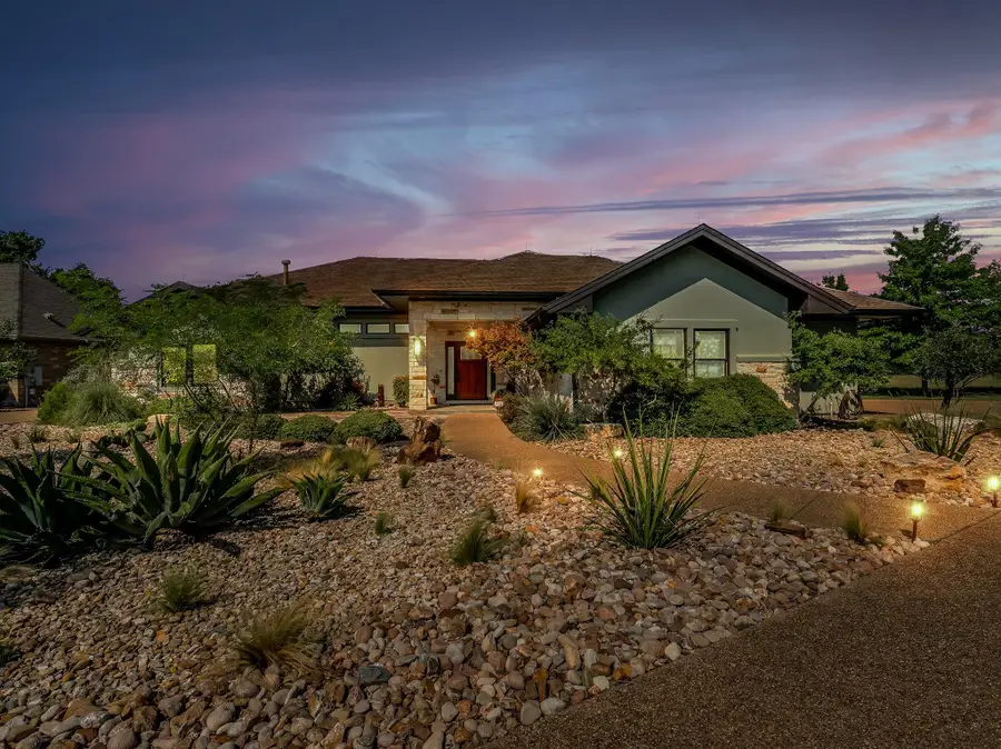 102 Potter Ln, Georgetown, TX 78633 - Image #2