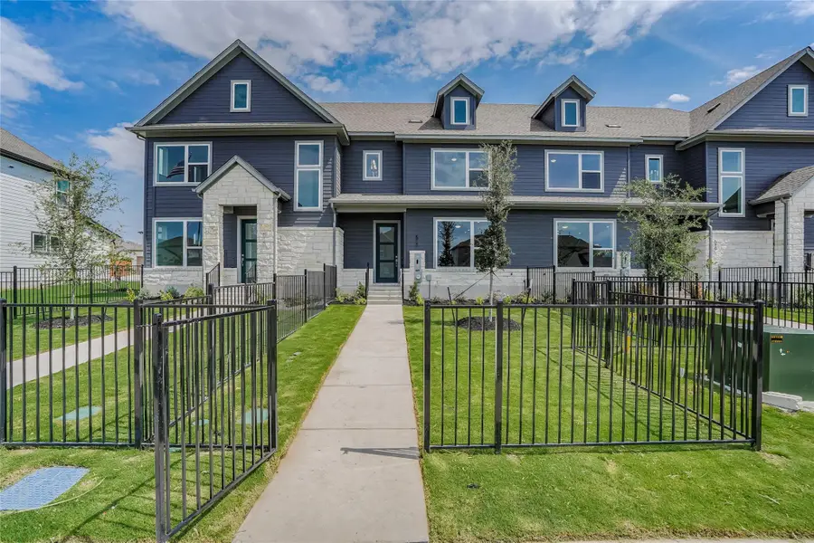517 Emory Crossing Blvd, Hutto, TX 78634 - Image #2