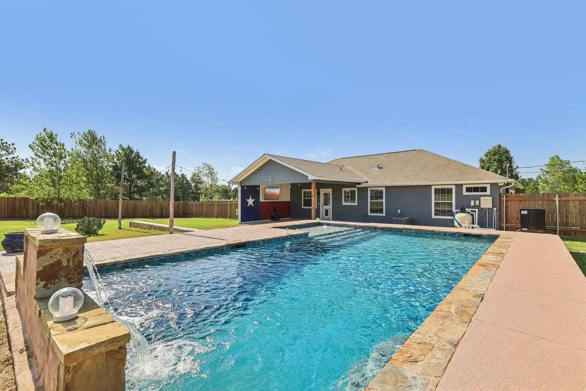 165 Cattlemens Dr, Bastrop, TX 78602 - Image #1