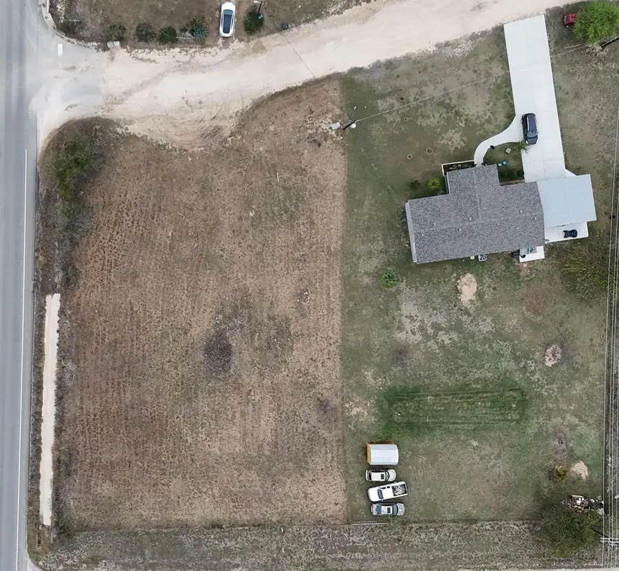 102 Crestview Dr, Liberty Hill, TX 78642 - #2