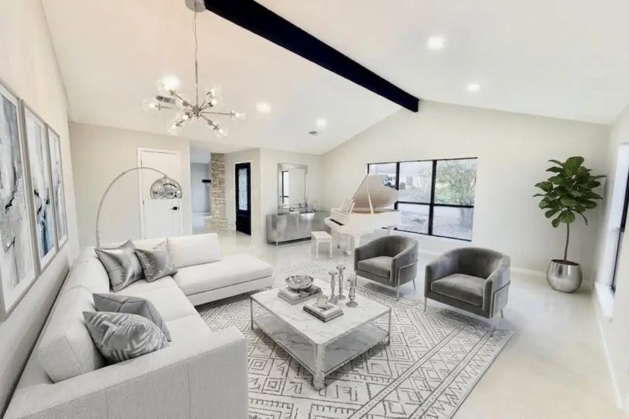 20201 Byrd Ave, Lago Vista, TX 78645 - #3