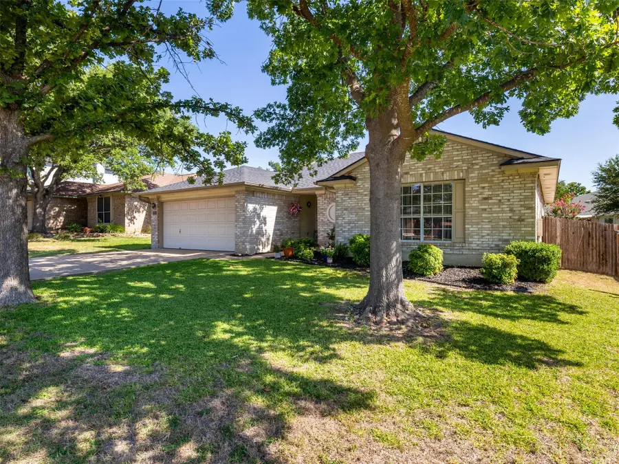 1209 Highland Dr, Cedar Park, TX 78613 - #2