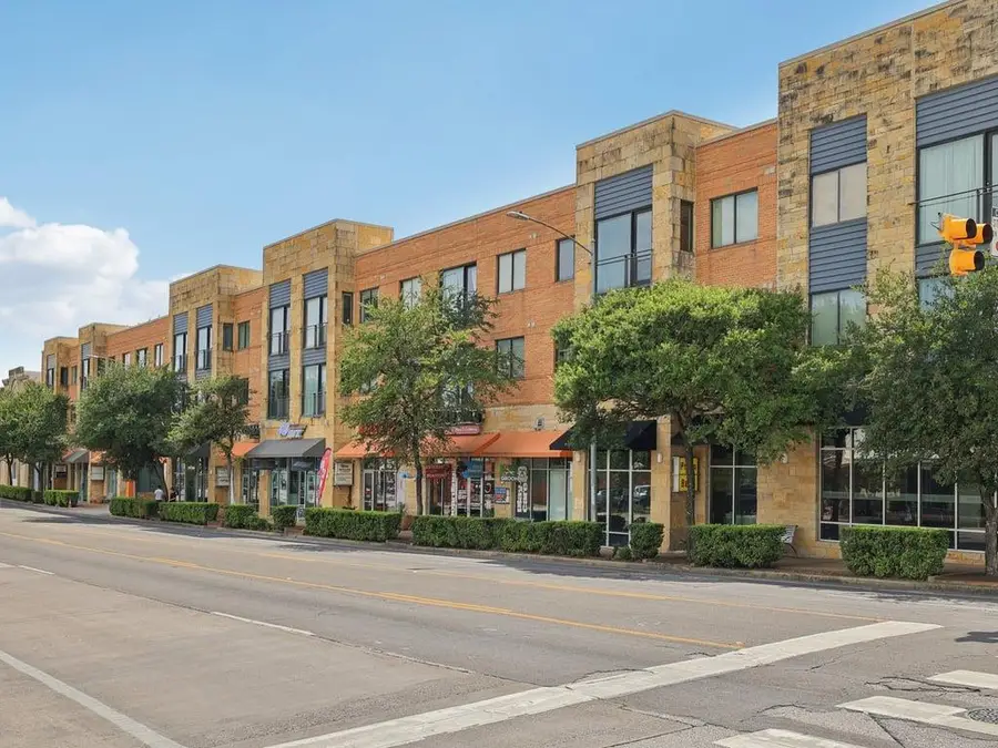 3016 Guadalupe St #211, Austin, TX 78705 - Image #2
