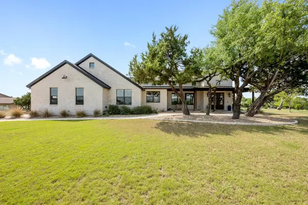 215 Sandy Creek Cv, Driftwood, TX 78619