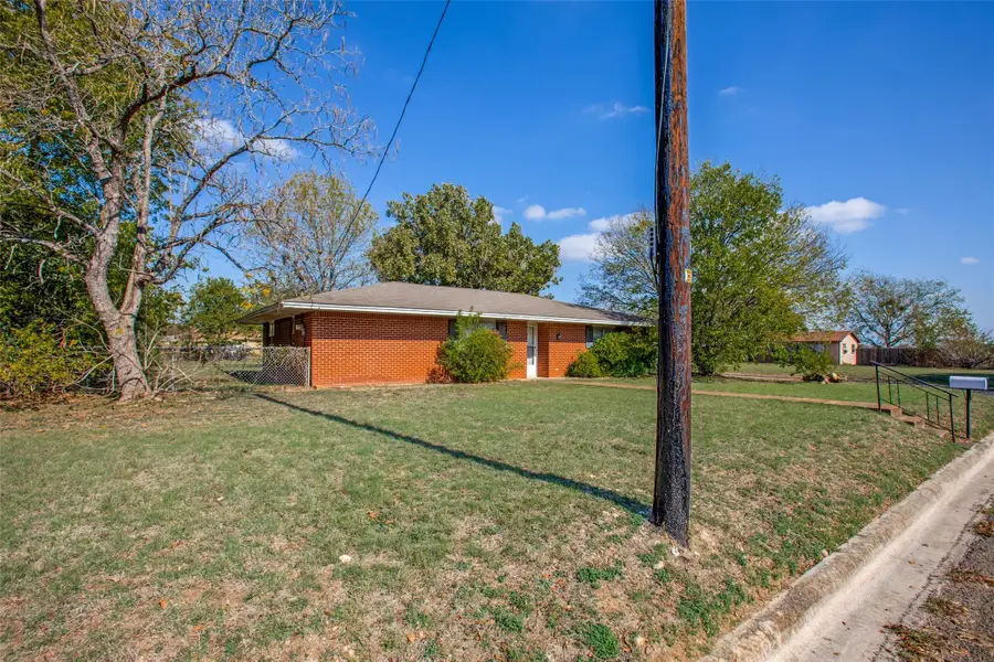506 E Avenue T, Belton, TX 76513 - Image #2
