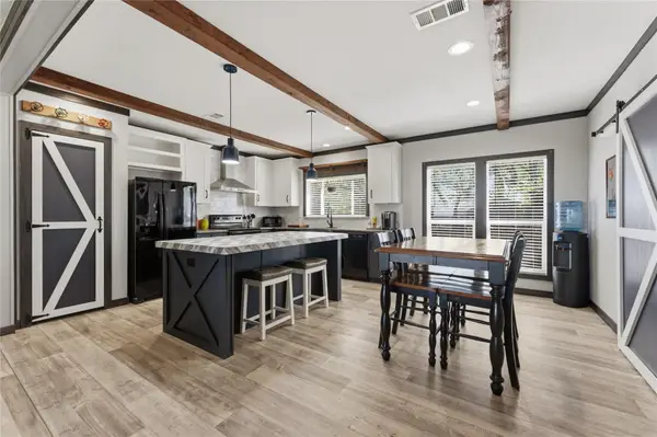 313 S Ave F Ave, Johnson City, TX 78636