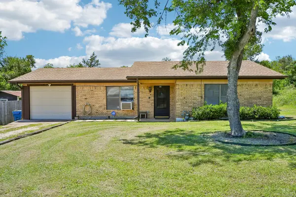 101 Brown St, Elgin, TX 78621