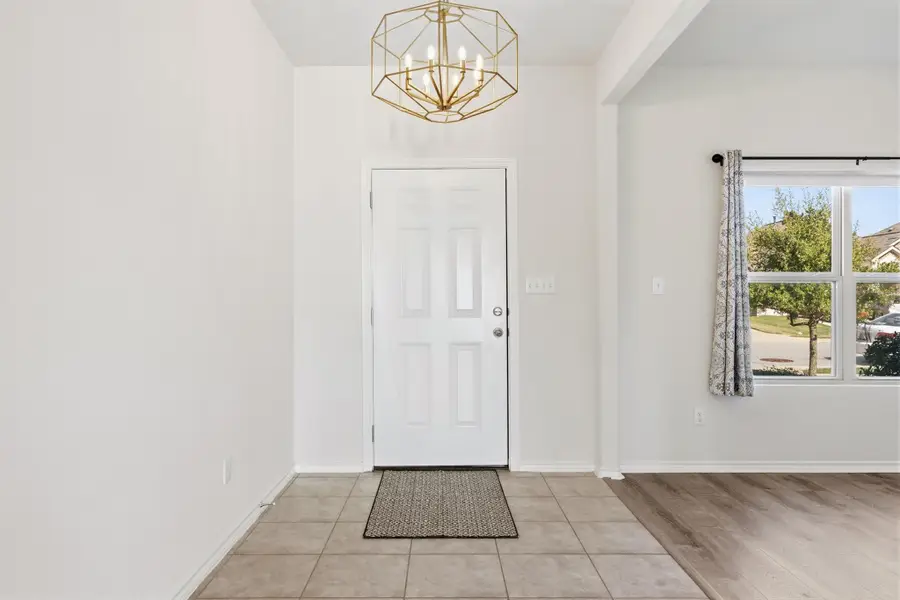 716 S San Marcos St, Manor, TX 78589 - #3