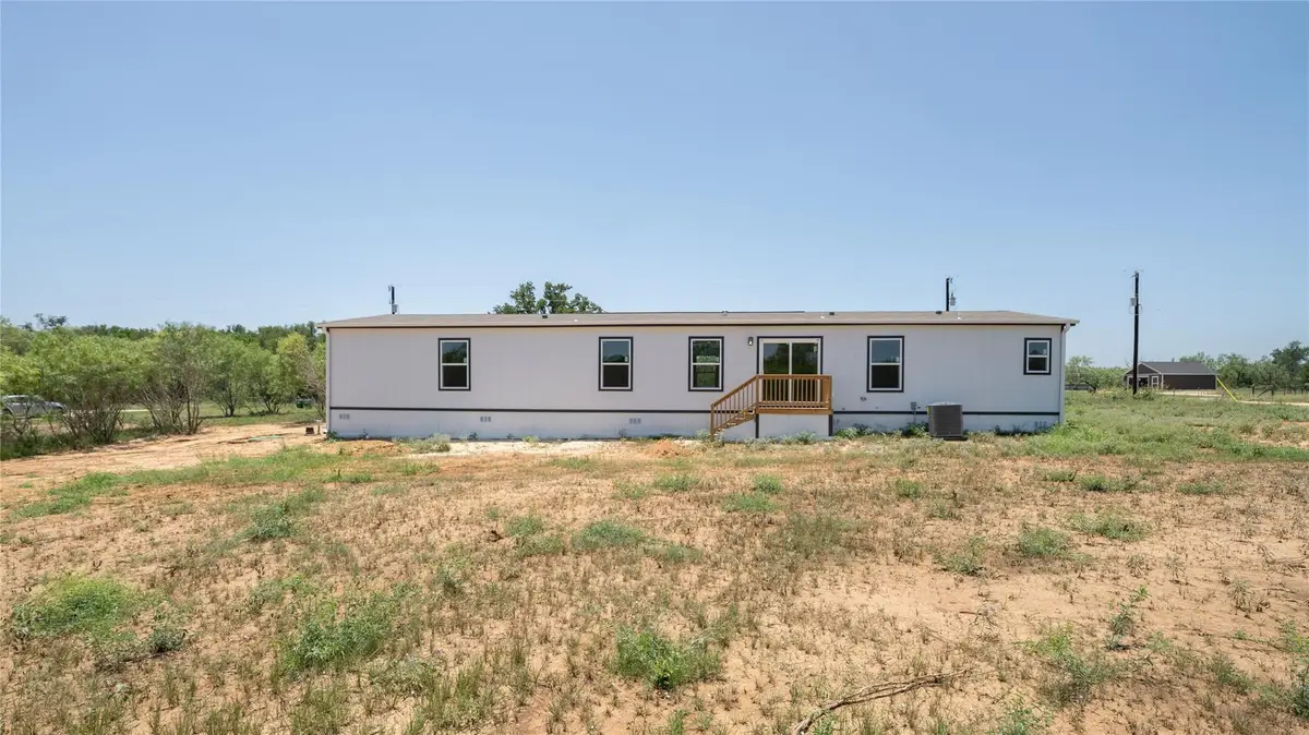 1145 Callihan Rd, Luling, TX 78648 - Image #1