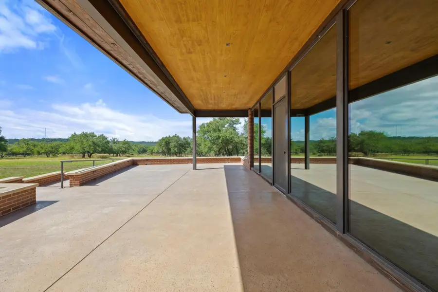 8091 Miller Creek Loop, Johnson City, TX 78636 - Image #3