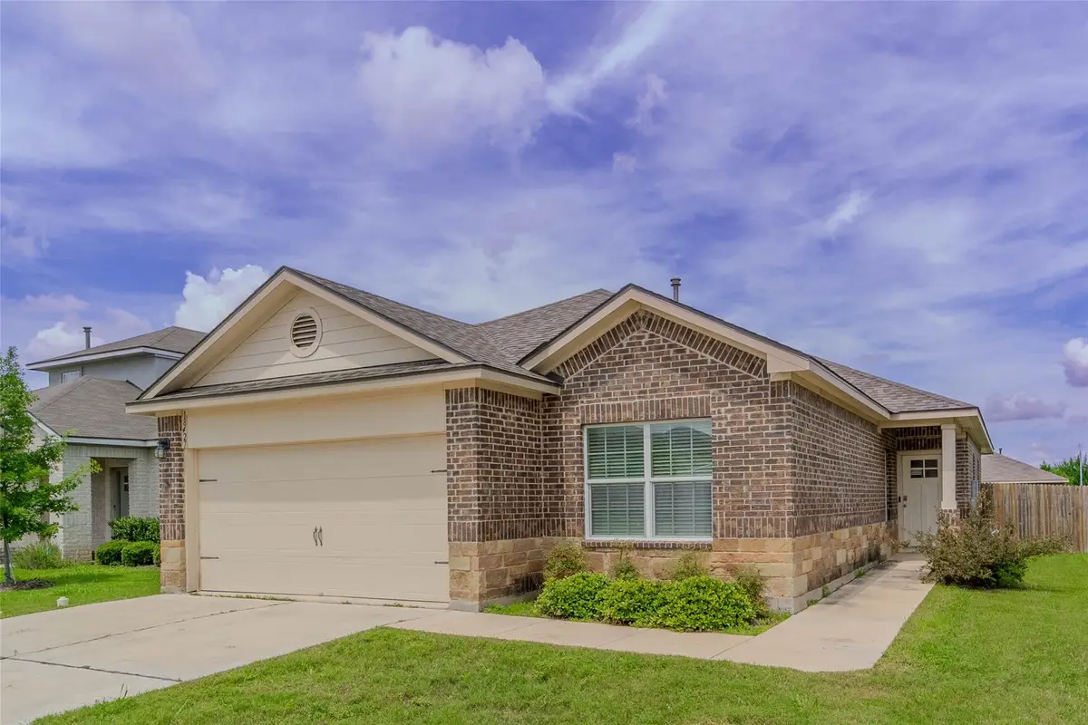 18427 Stevie Ray Dr, Round Rock, TX 78664 - #1