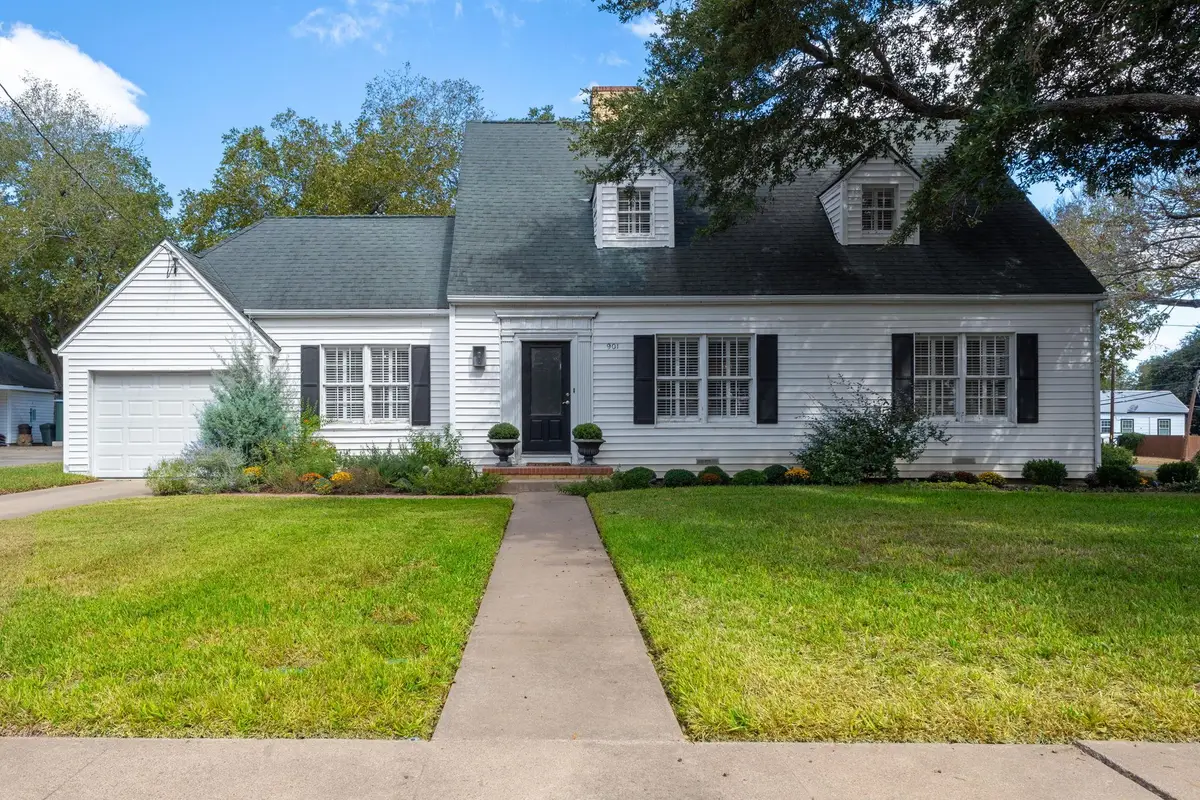 901 Anderson St, Schulenburg, TX 78956 - Image #1