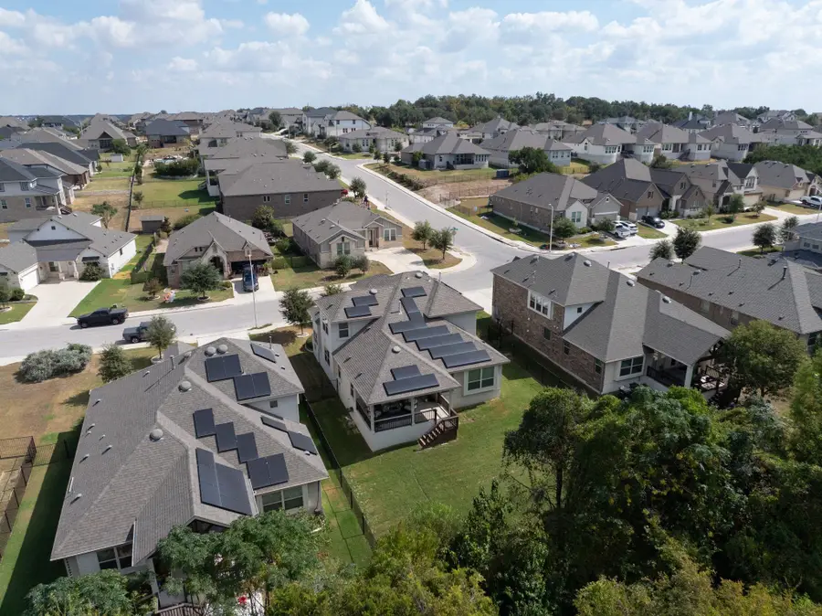 825 Mediterranean Dr, Leander, TX 78641 - Image #2