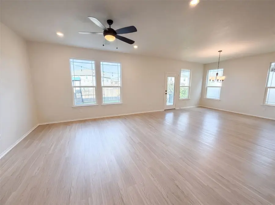 252 Sage Derby Dr #90, Hutto, TX 78634 - #3