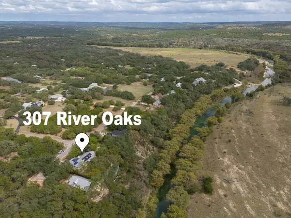 307 River Oaks Dr, Wimberley, TX 78676