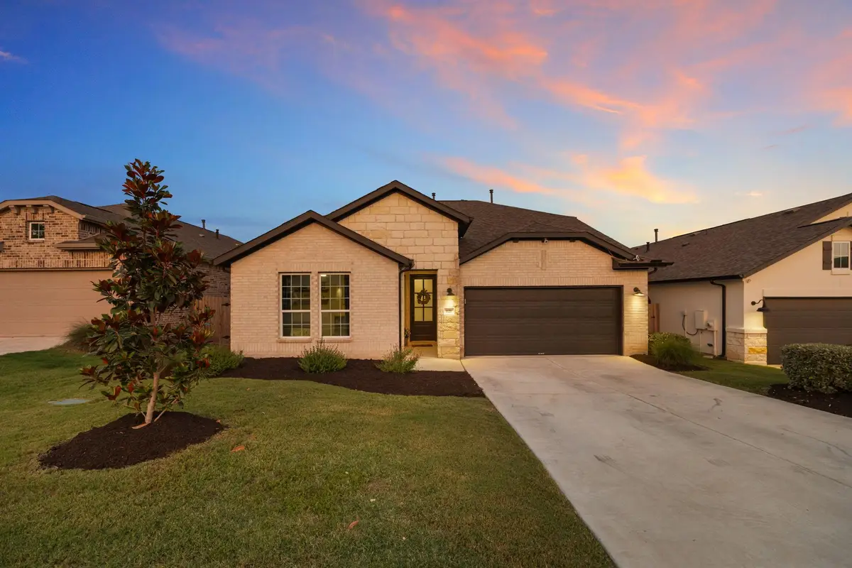121 Beryl Way, Dripping Springs, TX 78620 - #1