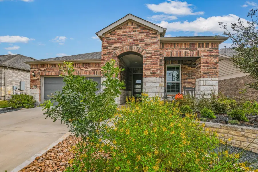 107 Lafayette St, Georgetown, TX 78633 - Image #2