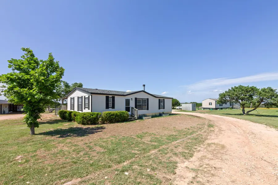 930 County Road 224, Florence, TX 76527 - #2