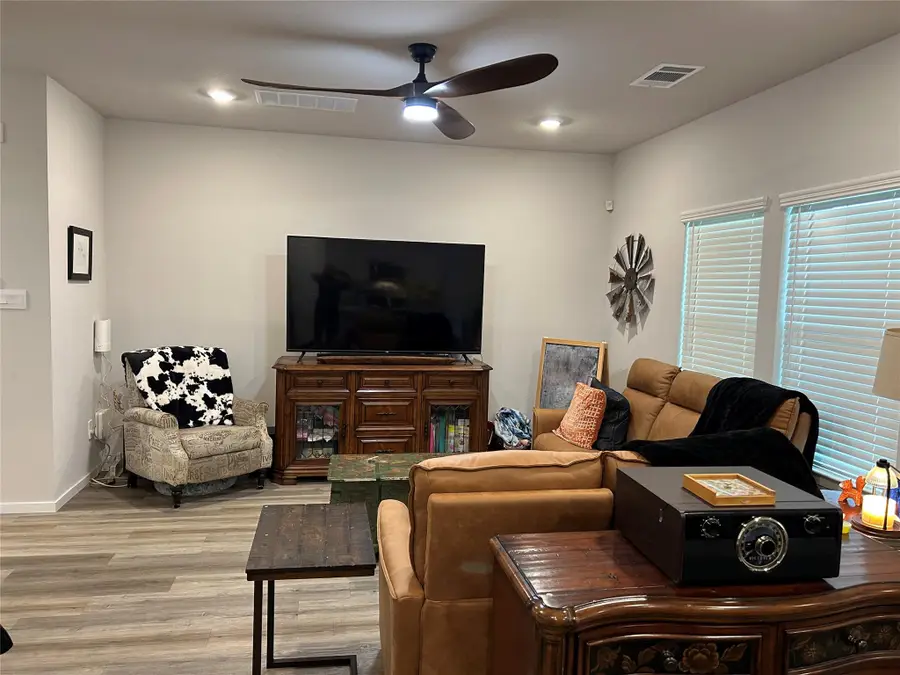 513 Pickel Dr, Rockdale, TX 76567 - #3