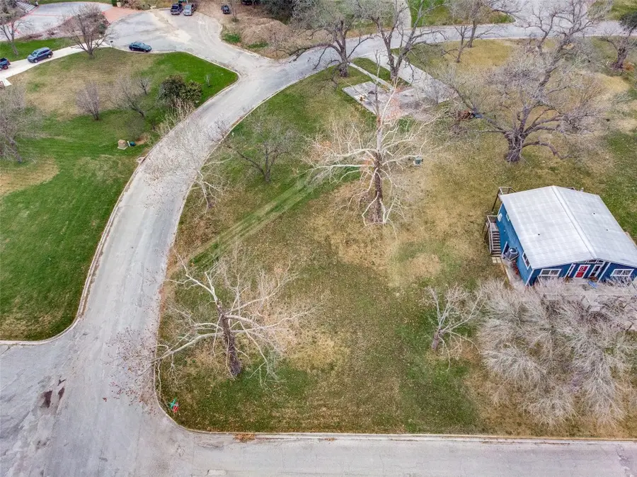 46 Glen Cove Dr, Seguin, TX 78155 - Image #2
