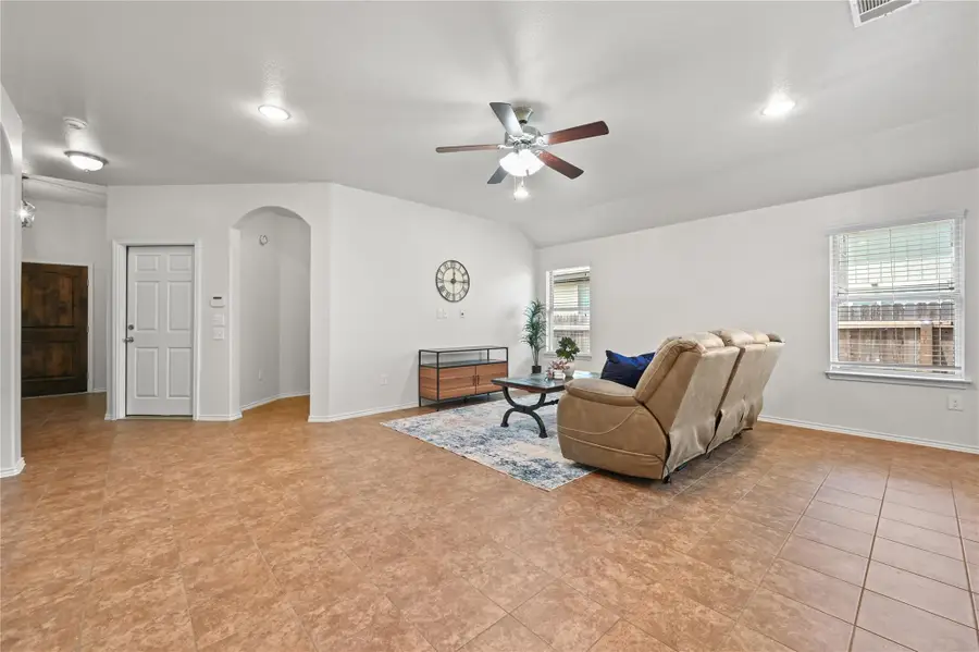 303 Limerick Rd, Buda, TX 78610 - #3