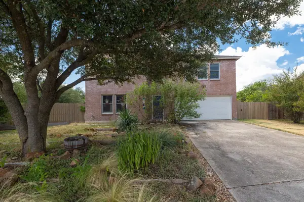311 Crossland Cv, Leander, TX 78641