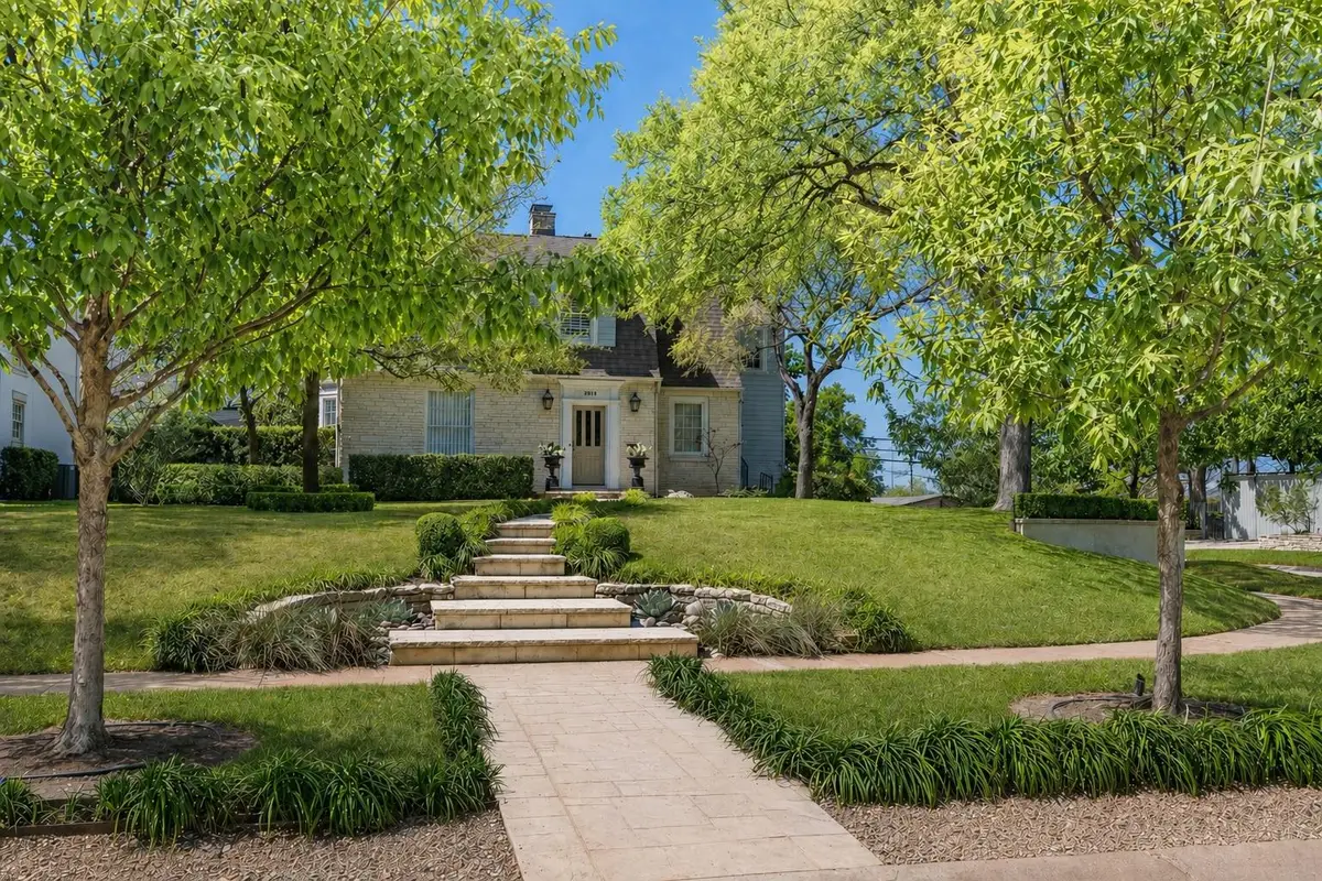 2428 Jarratt Ave, Austin, TX 78703 - #1