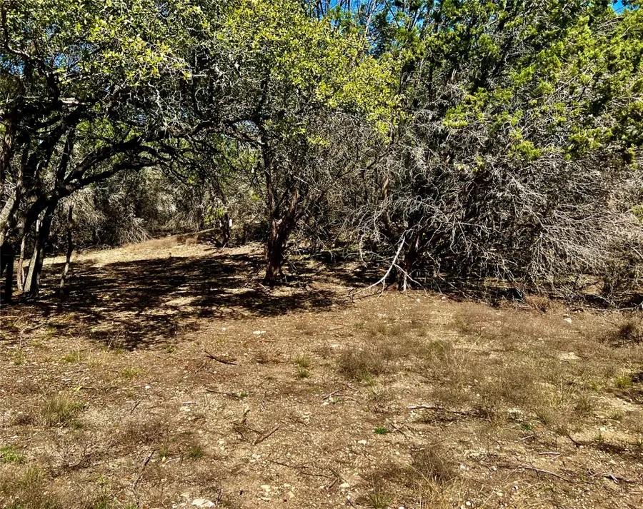 21300 Highland Lake Dr, Lago Vista, TX 78645 - Image #2