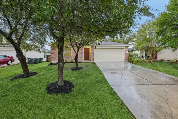 720 Goldenrod St, Kyle, TX 78640