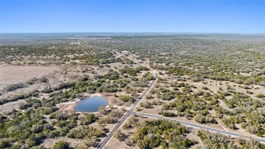 104 Yo Ranch Road Nw, Mountain Home, TX 78058 - Image #2