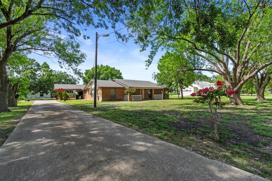 2080 Allison Rd, Martindale, TX 78655 - Image #2