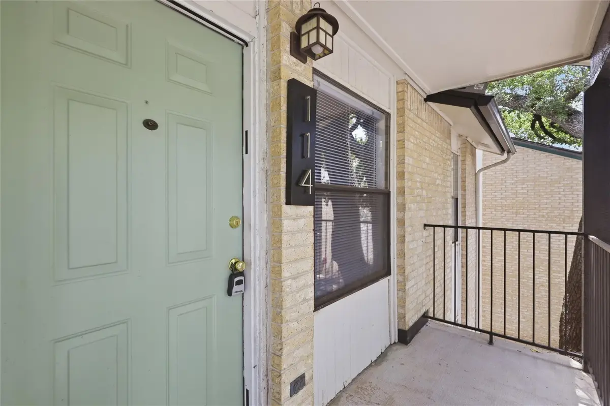 1624 Aquarena Springs Dr #B114, San Marcos, TX 78666 - #1