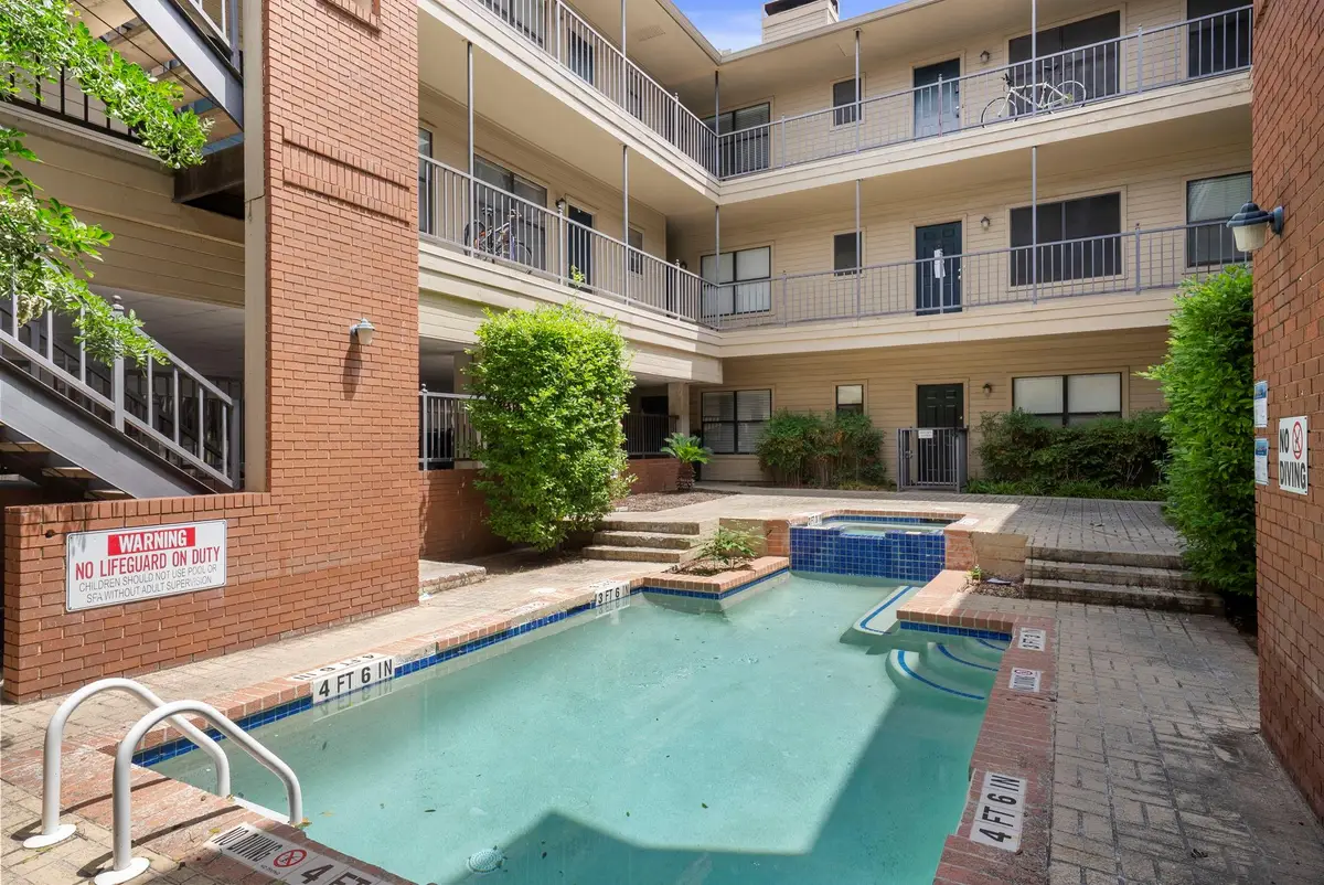 106 E 30th St #303, Austin, TX 78705 - #1