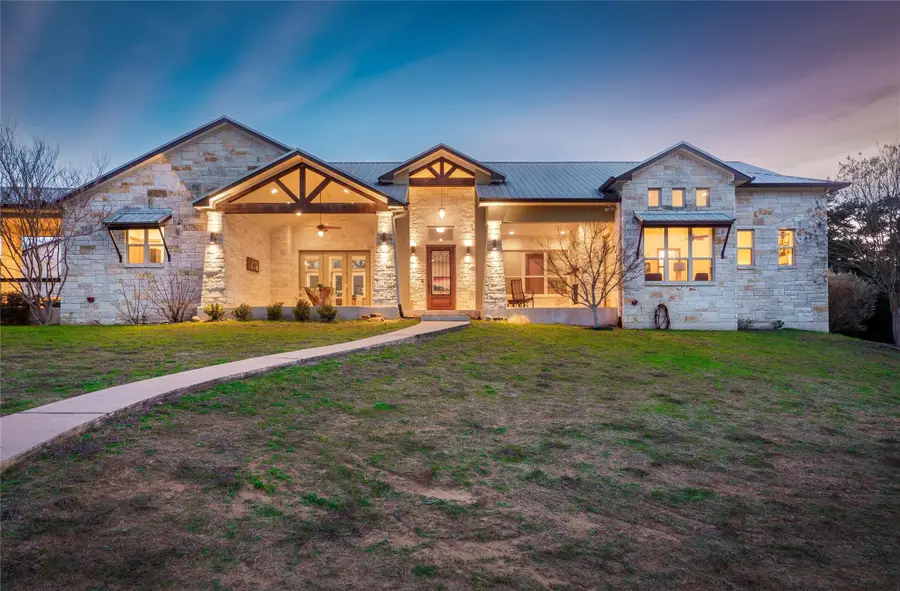 335 La Reata Trl, Smithville, TX 78957 - Image #3