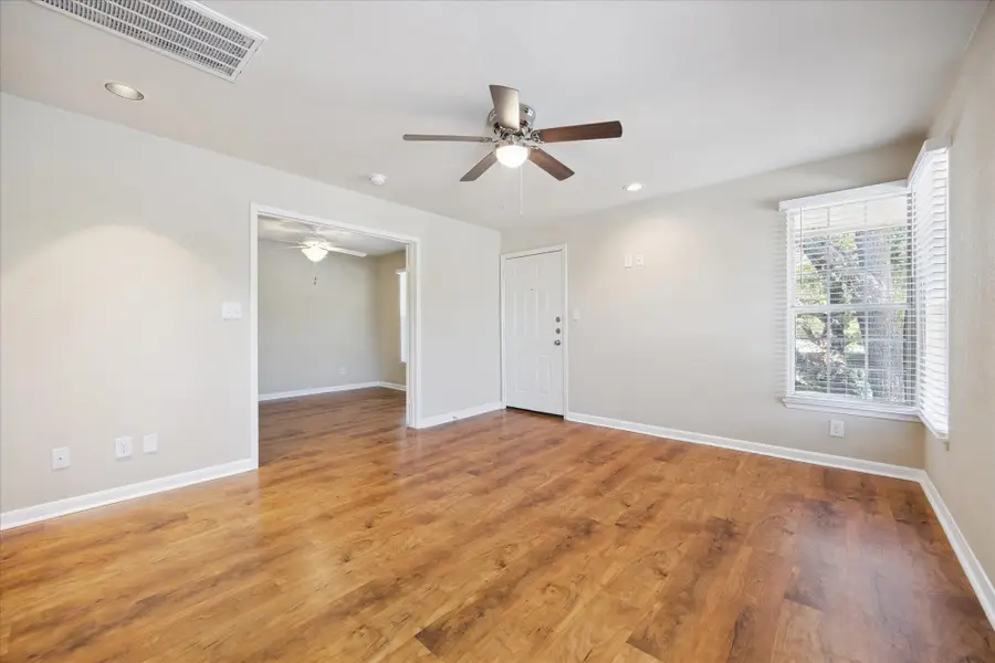 7685 Northcross Dr #1024, Austin, TX 78757 - Image #2