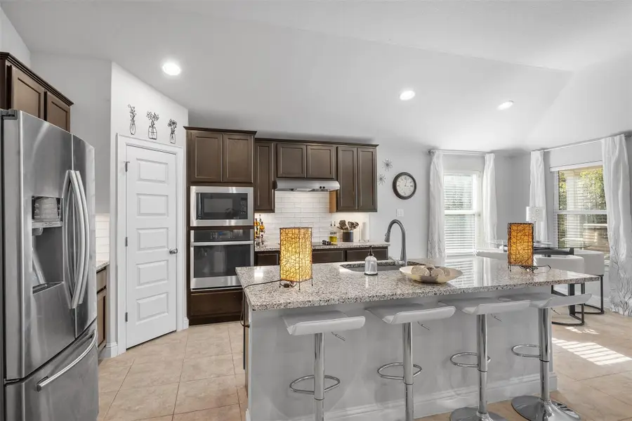 5302 Thunderbird St, Lago Vista, TX 78645 - #3