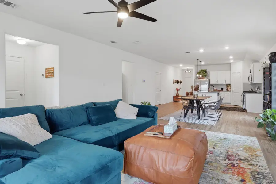 129 Esparza Dr, Bastrop, TX 78602 - #3
