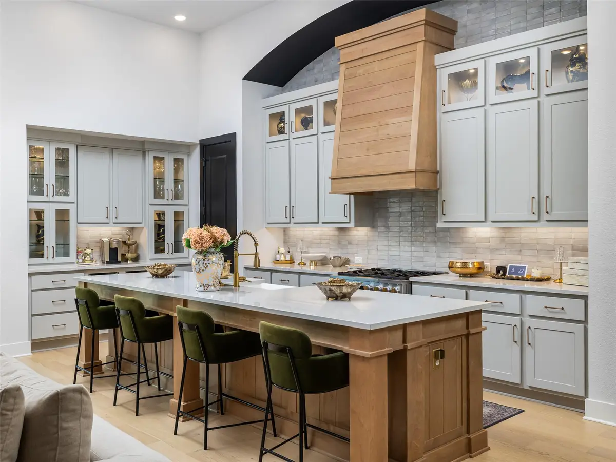 372 Old Stone Rd, Austin, TX 78737 - #1