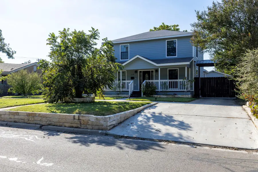 1110 S 9th St, Temple, TX 76504 - #2