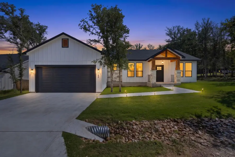 165 Nuuanu Ln, Bastrop, TX 78602 - #2