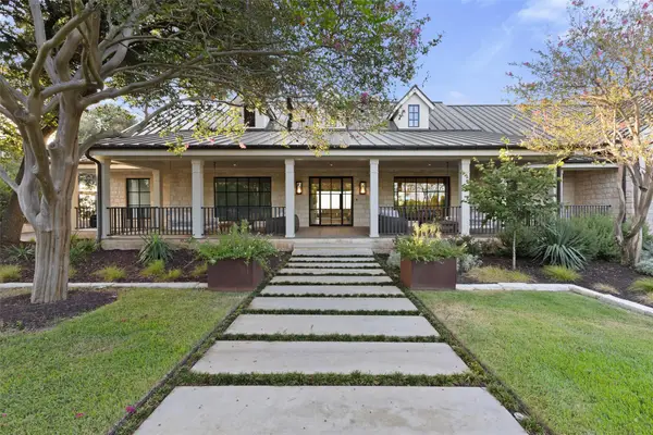 24 Cousteau Ln, Austin, TX 78746