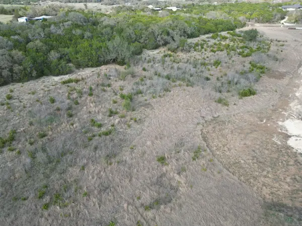 116 Scotty Ln, Liberty Hill, TX 78642