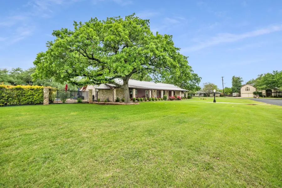 236 Olde Oak Dr, Georgetown, TX 78633 - #3