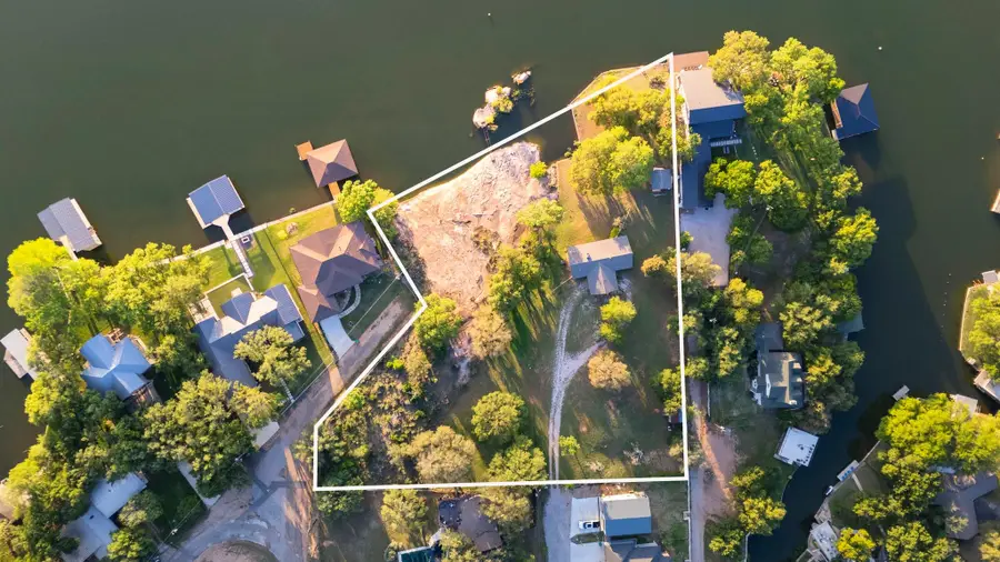 310 Castlehigh Dr, Granite Shoals, TX 78654 - #2