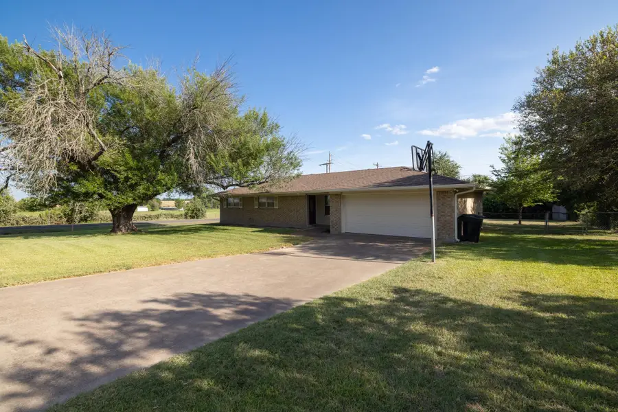 101 Oakwood St, Temple, TX 76502 - #3