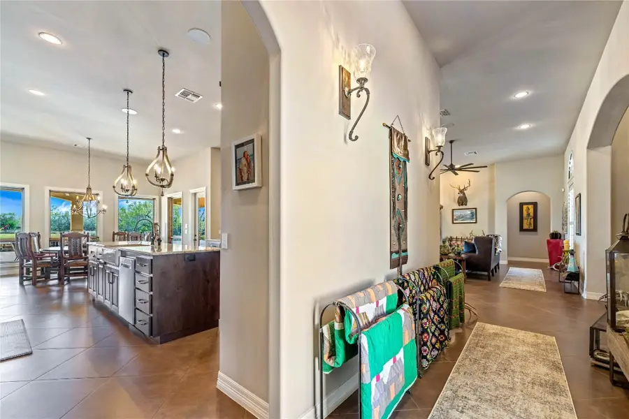 Address Withheld By Seller, Jourdanton, TX 78026 - Image #3