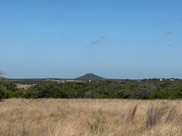 297 E Rolling Oaks Drive, Goldthwaite, TX 76844