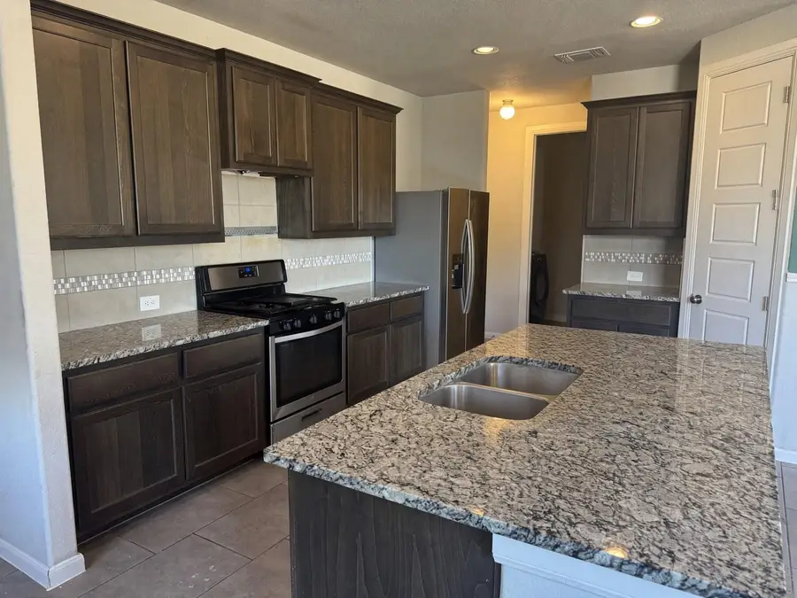 5824 Ravenna Ln #31, Round Rock, TX 78665 - #2