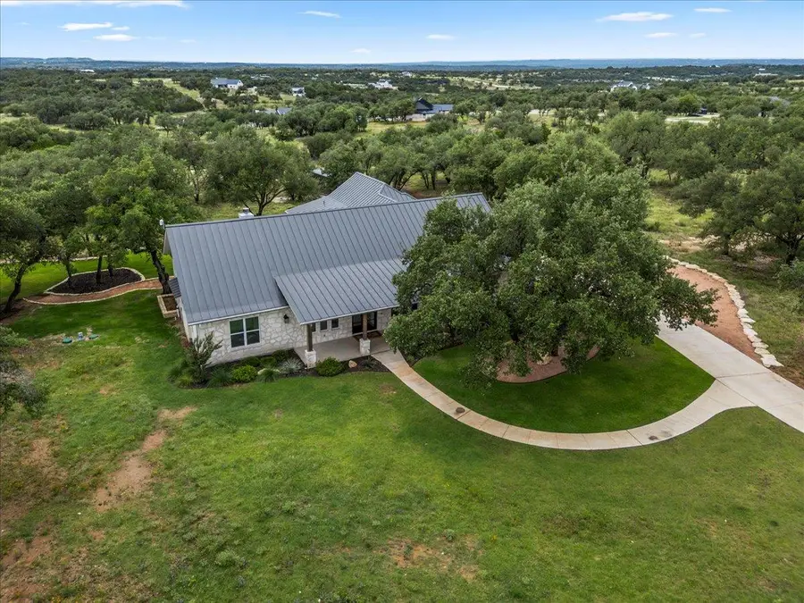 901 E Flying Owl Dr, Johnson City, TX 78636 - #2